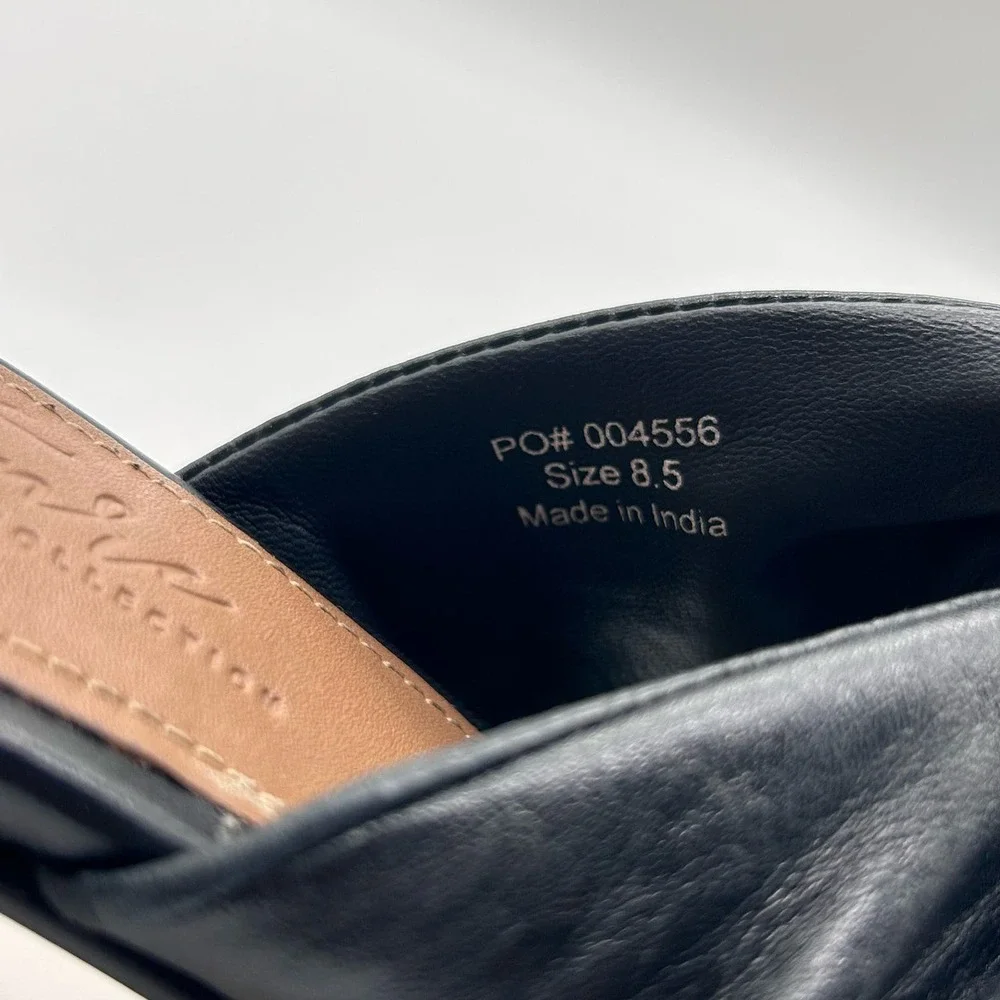 Journee Signature Sandals Womens 8.5 Black Leather Charlize Twisted Slip On‎ NEW